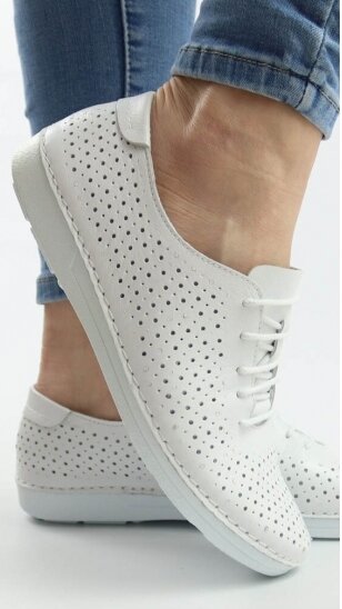 White leisure shoes for women LORETTA VITALE