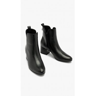 Elegant boots for women AIDA from RYLKO 1