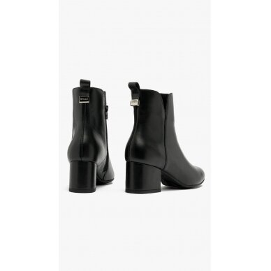 Elegant boots for women AIDA from RYLKO 2
