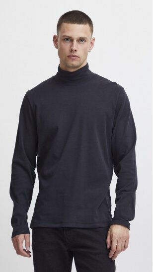 Black men's sweater with a high collar BLEND
