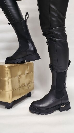Stylish boots for women MARIO MUZI